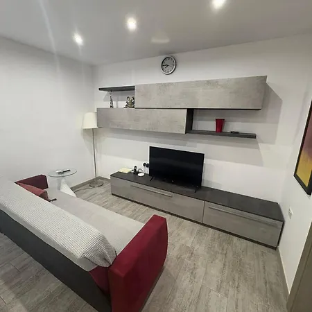 아파트 Spacious 3br Flat Near Aquarium & By Homely
