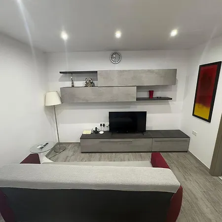 아파트 Spacious 3br Flat Near Aquarium & By Homely 세인트폴스베이